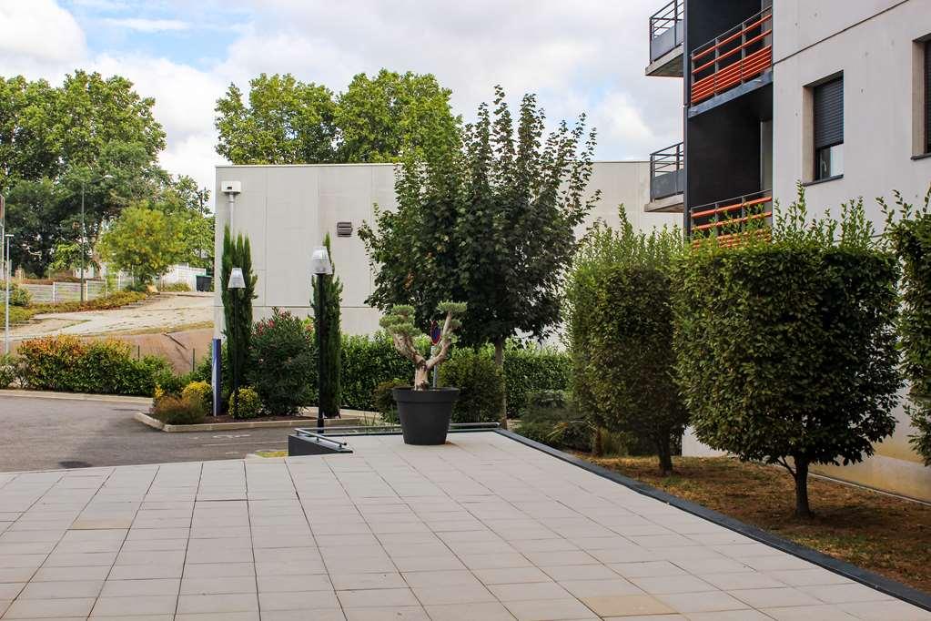 Alezan Hotel & Residence Тулуза Екстер'єр фото