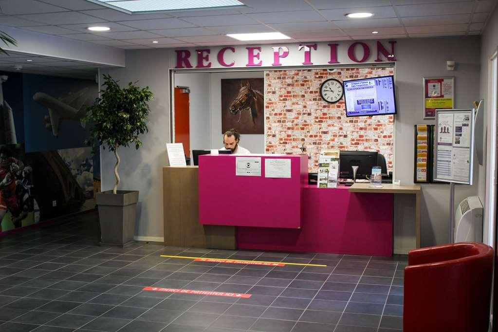Alezan Hotel & Residence Тулуза Інтер'єр фото